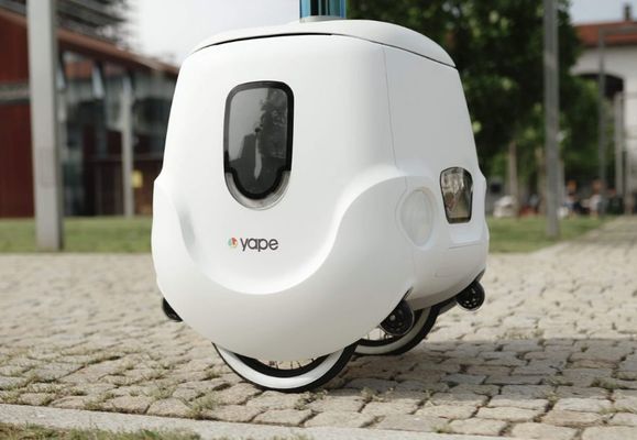 Robot Yape by e-Novia